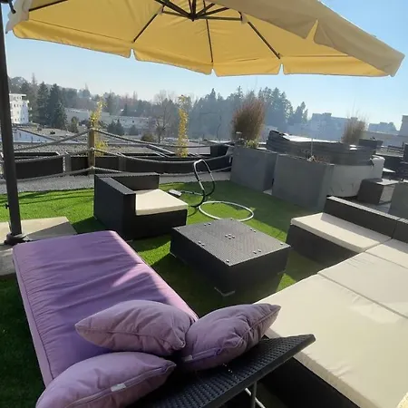 아파트 Penthouse - 3 Schlafzimmer- Sonnige Dachterrasse -whirlpool & Alpenblick - Perfekt Fuer Romantik Oder Familienurlaub Mit Kind, Hund Willkommen - By Ferienwohnenamsee - 위버링겐